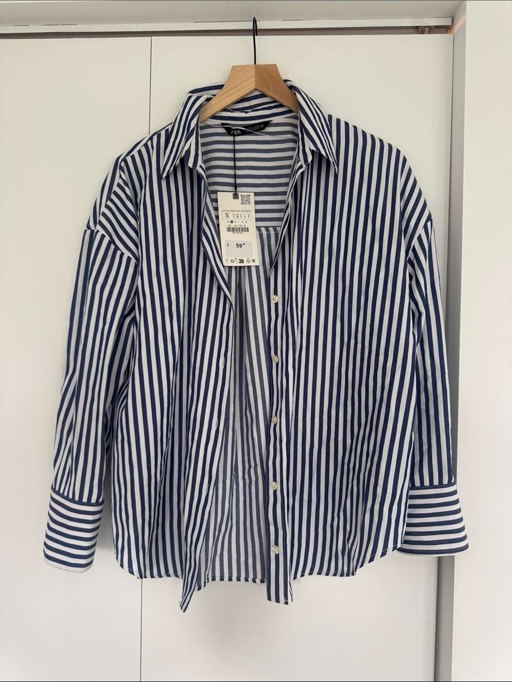 Zara Navy and White Striped Women’s Button-Up Blouse